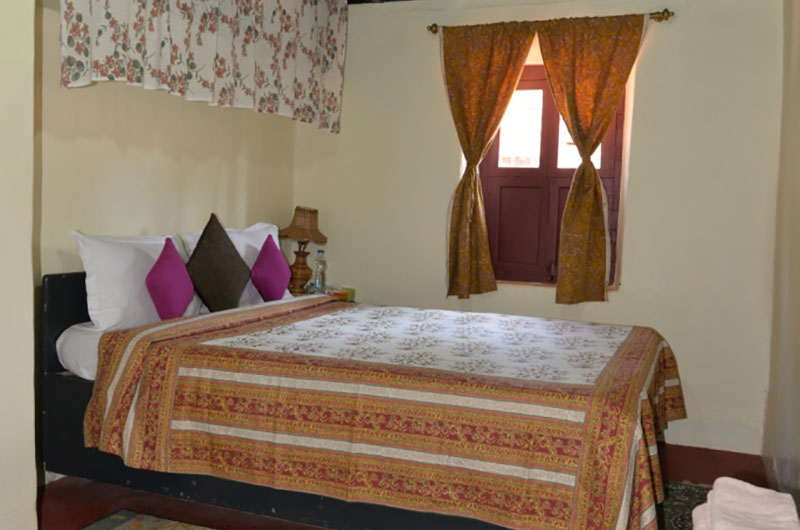 Blue Mountain Estate Stay- Heritage Home